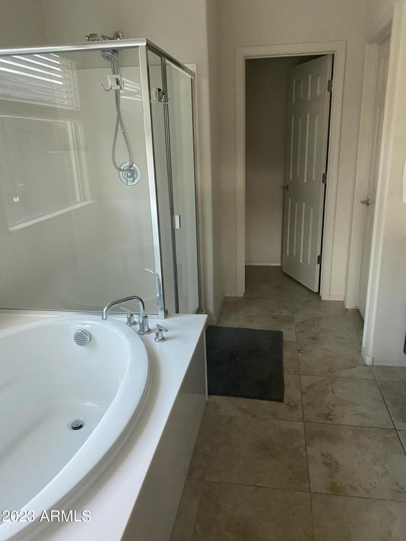 77489DD5-7745-4361-B88D-F3B0ADC8CD35