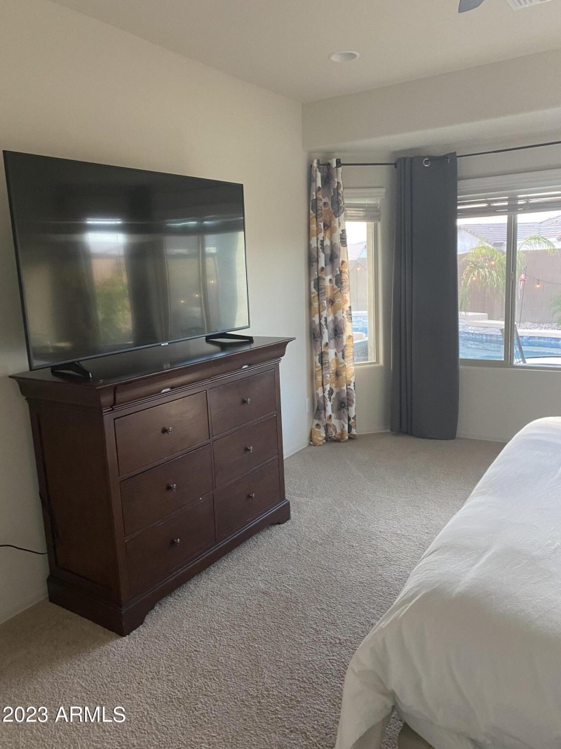 75AC07E6-F018-4FDB-BC95-AFC20FB0E3A7