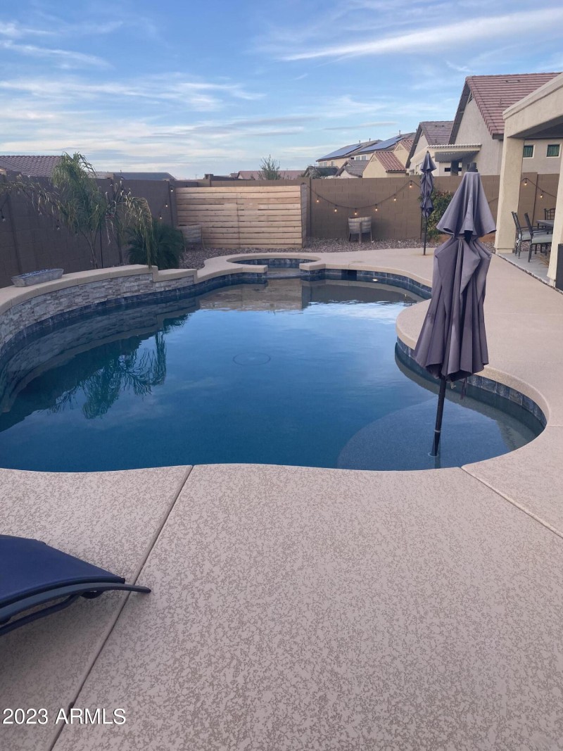 A46C6AF9-E785-48F9-8291-00C9F4D1F203