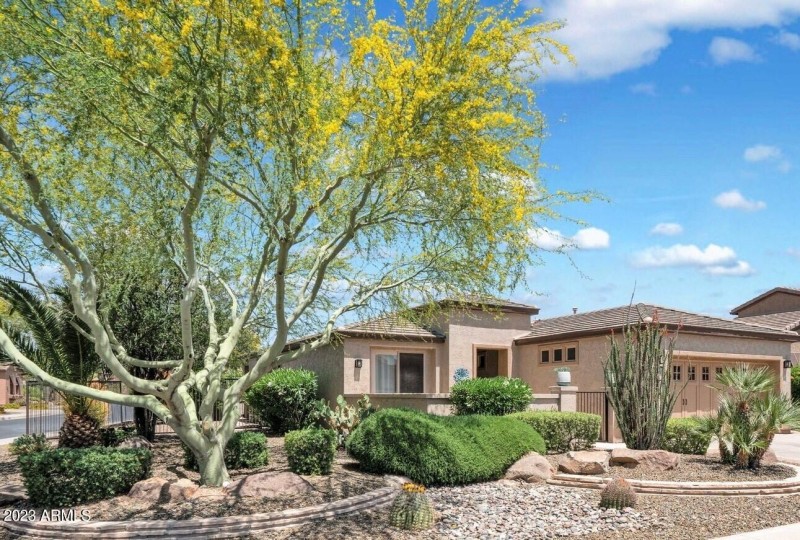 Perfect Location - Very Little Traffic