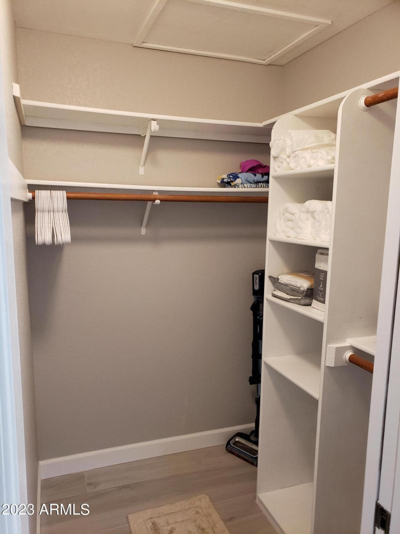 master bed closet