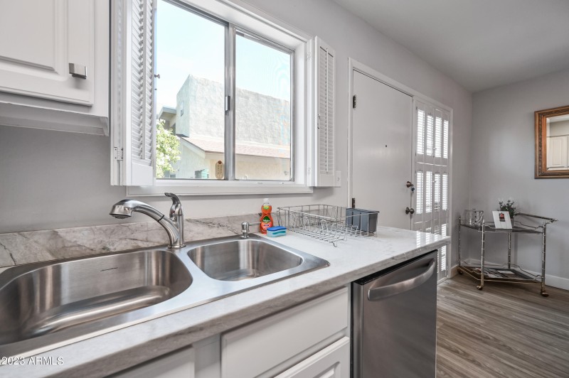 ocupix-4600N68S330-12