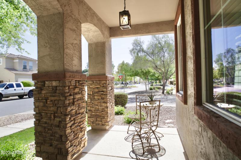 5581CAFC-6462-437F-AFC5-D92554AE2A90_1_2