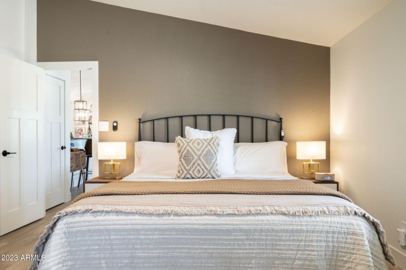 26-web-or-mls-4909-e-tumbleweed-cir