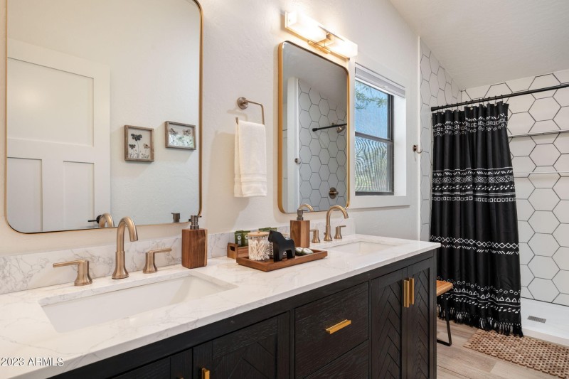 31-web-or-mls-4909-e-tumbleweed-cir