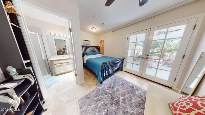 10476-E-Cannon-Dr-07102023_114859