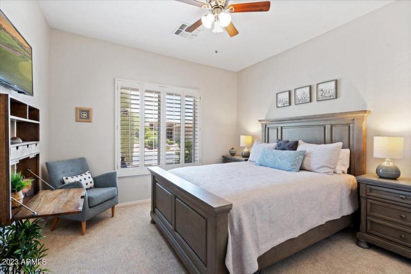 -Queen Guest-Bedroom