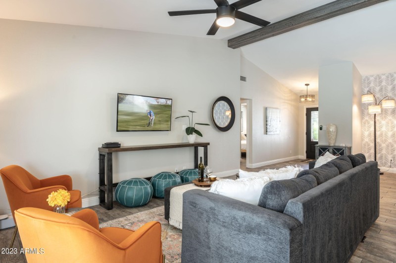 5-web-or-mls-6325-e-carolina-dr