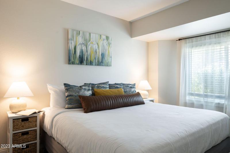 33-web-or-mls-6325-e-carolina-dr