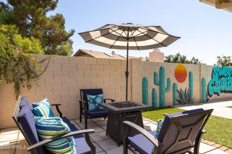 43-web-or-mls-6325-e-carolina-dr