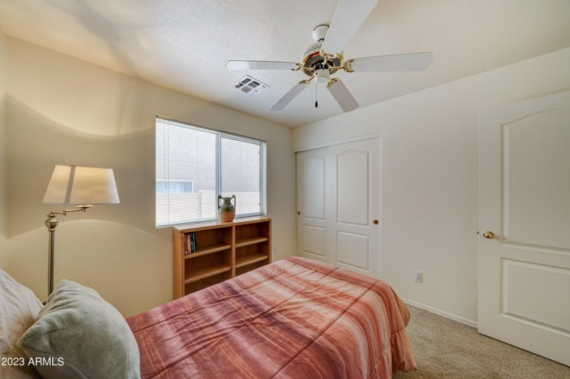 4701 S Desert Dawn-19