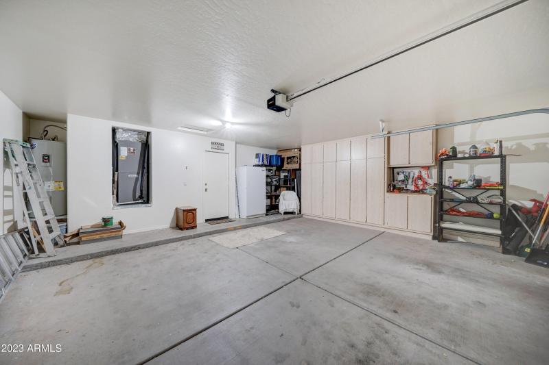 4701 S Desert Dawn-25