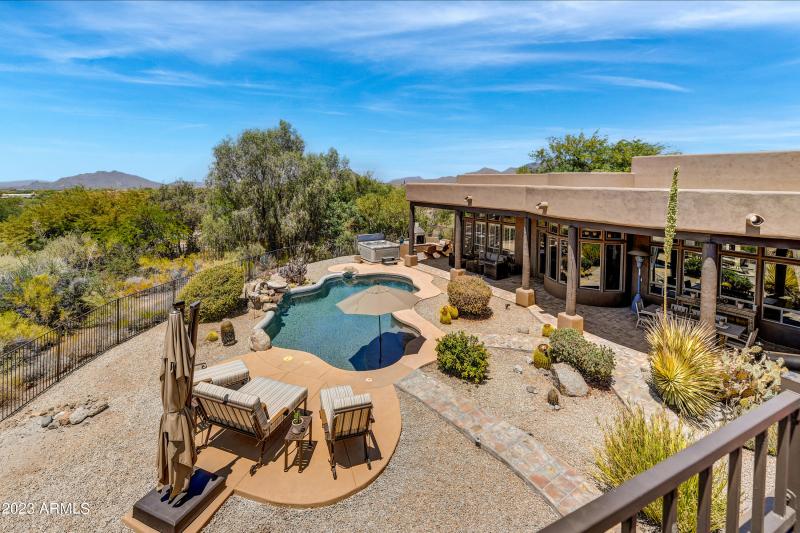 052_Backyard Overview