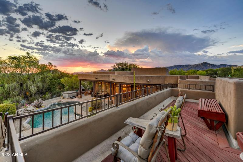 051_Sunset Viewing Deck