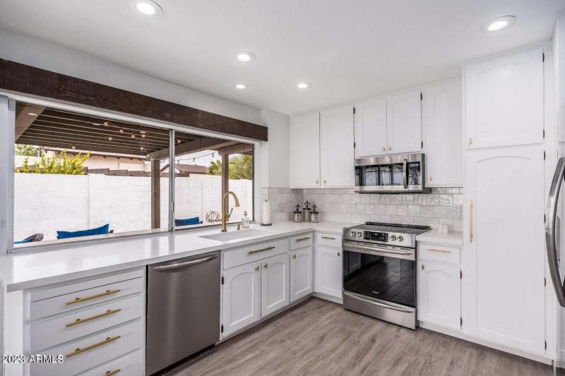 20230204190812133079000000-o