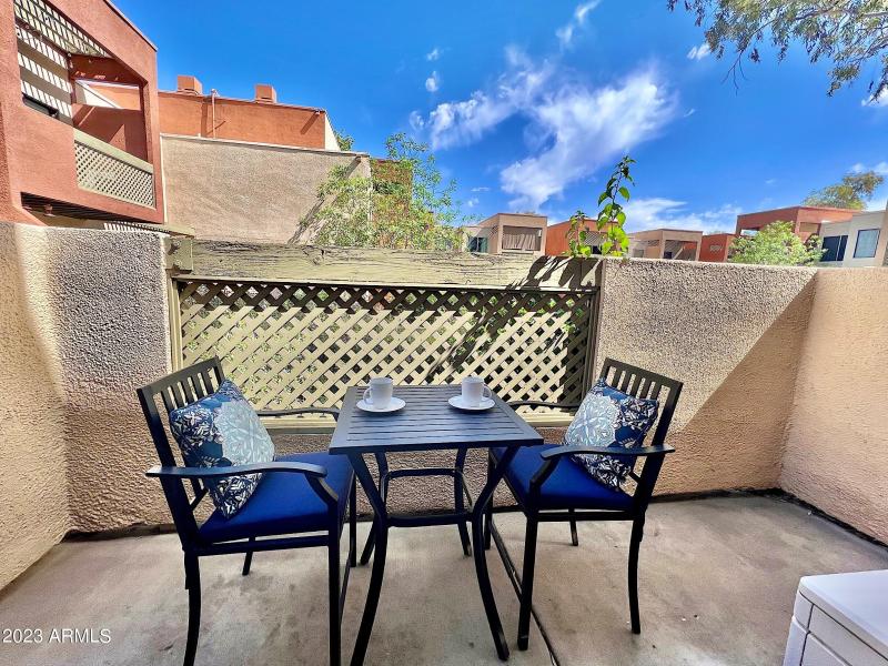 4CD013B8-BD37-4A9F-91EB-35FD8B09BBFB