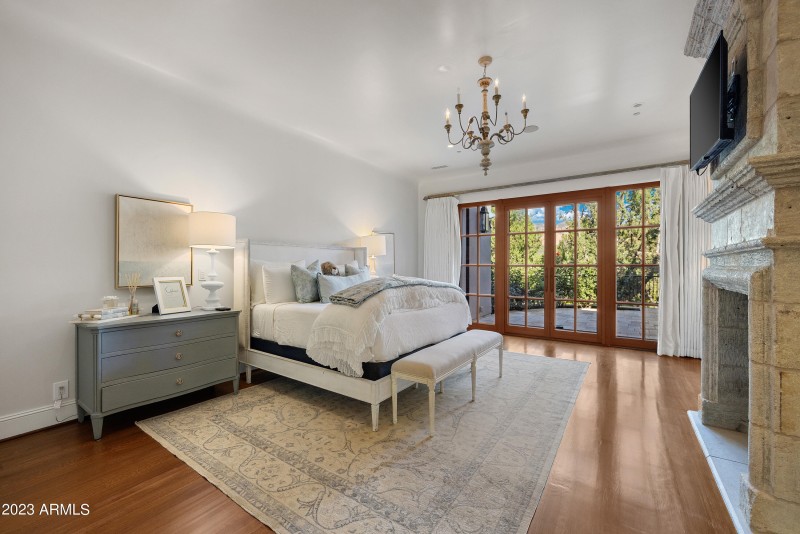 130 Hidden Meadow Primary Suite