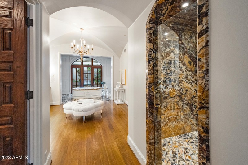 130 Hidden Meadow Primary Suite