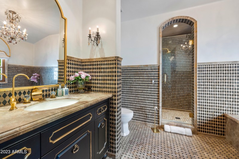 130 Hidden Meadow Suite