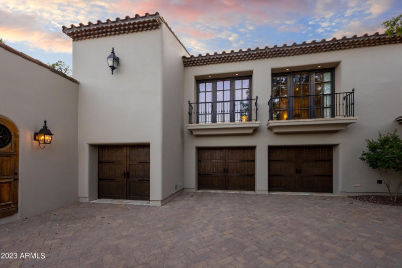 111 Guest House Above Garage