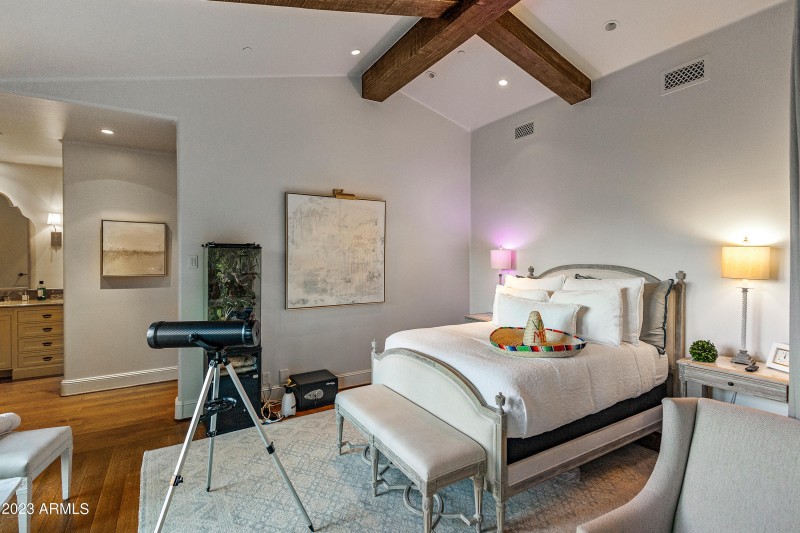 130 Hidden Meadow Guest House