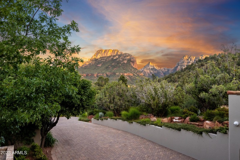 130 Hidden Meadow Guest House