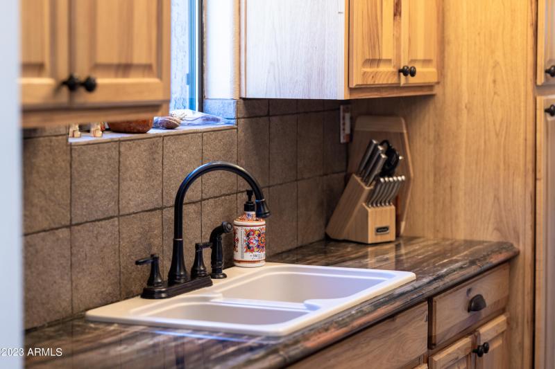 Shane Baker Studios Solo (8 of 24)