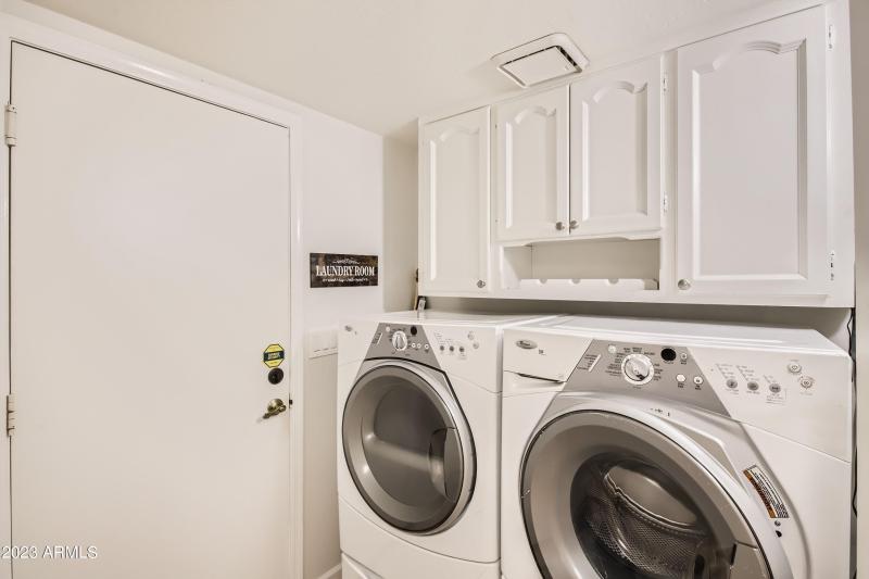 17 Laundry Room
