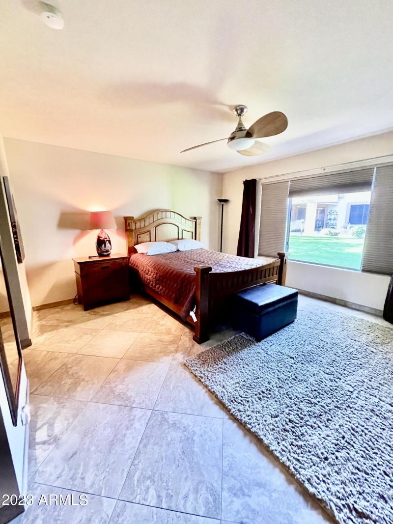 49D0CC37-9AA5-44BD-B089-6E295BBBD60F