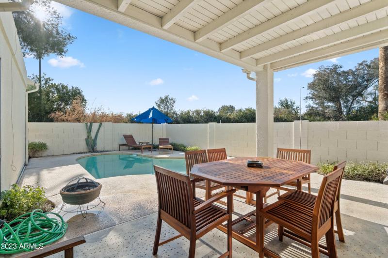 Private Pool and Large Outdoor Space
