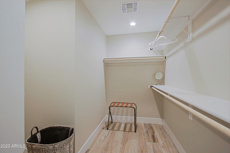 2nd Bedroom Closet