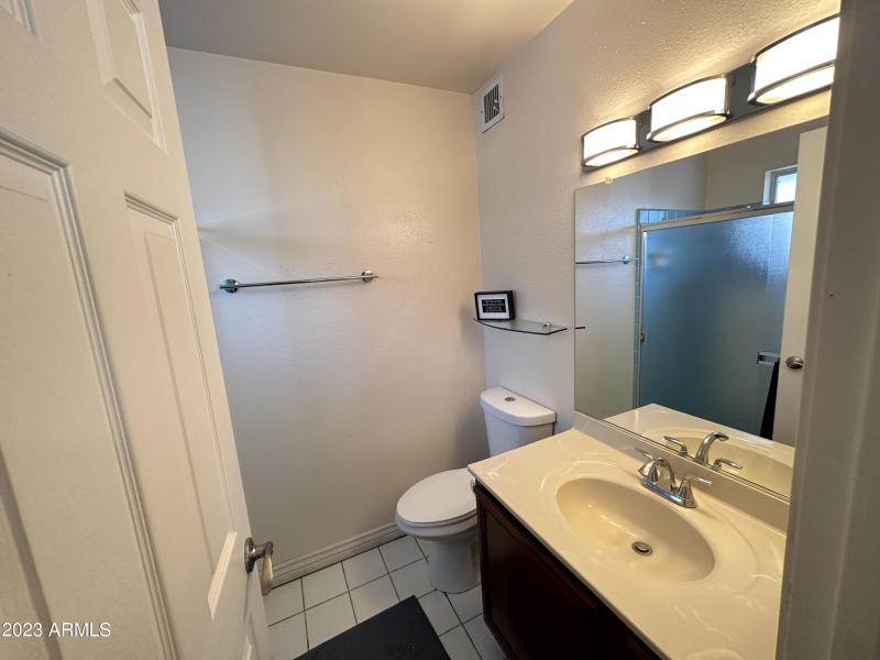 main bathroom 2