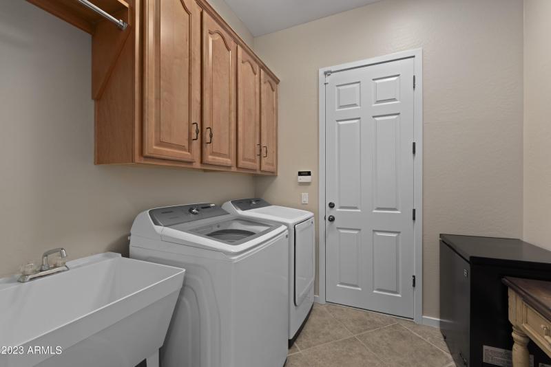 036_Laundry Room
