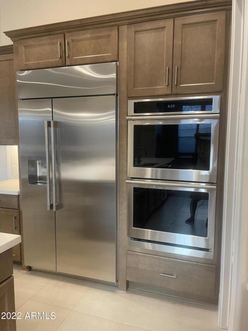 203EB9CF-5140-46D4-A936-D132DA6B237F