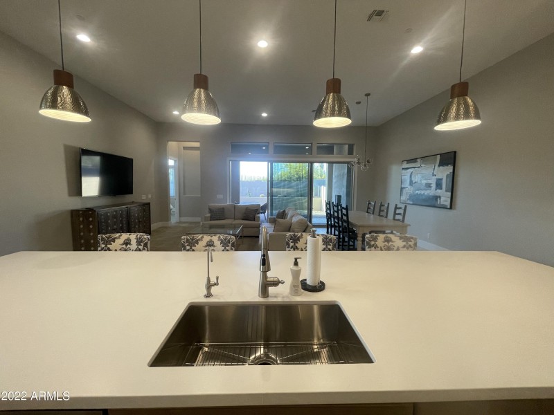 BD8CA15A-4EDF-446A-BA63-53DC771F0DD8