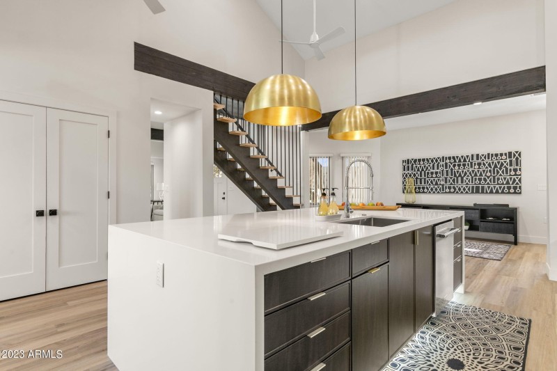 Front House- Kitchen Island