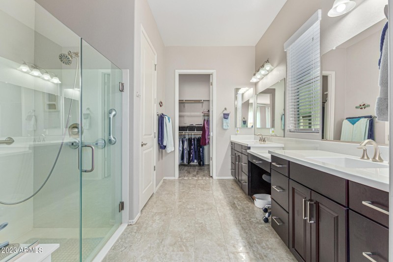24 - Primary bathroom