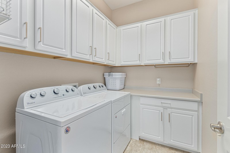 33 - Laundry room