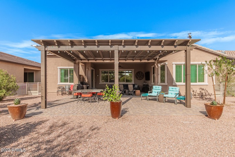 40 - Large backyard