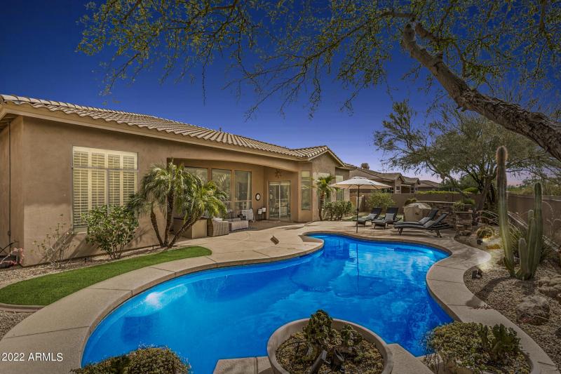 Night Glow Night Shot