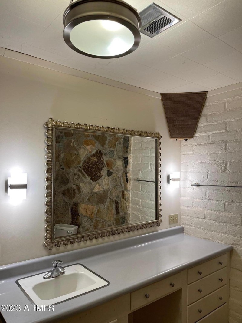 Bathroom1