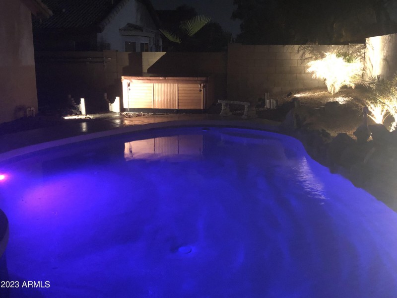 Night pool2