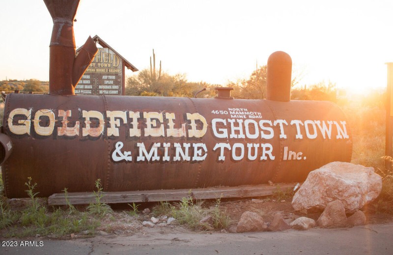 goldfield-ghost-town-and-mine-tour