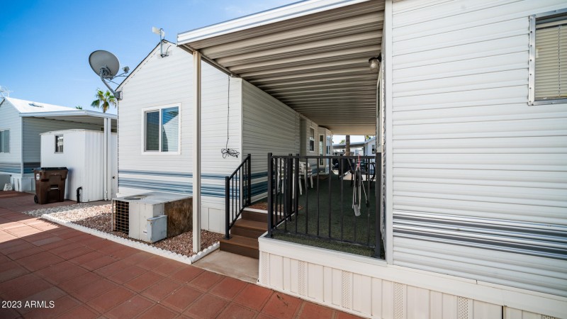 Spacious back patio