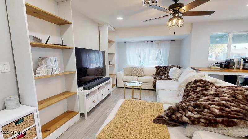 5426-S-College-Ave-12212023_152002