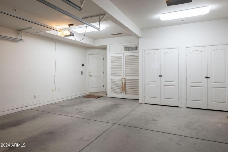 31-web-or-mls-7500-e-boulders-pkwy-72