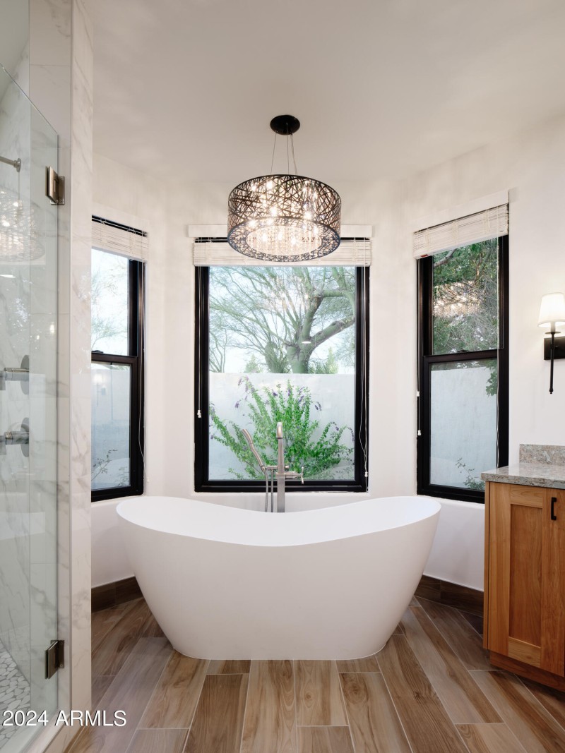 PropertyImageCo_9925N131stPl_WEB-23