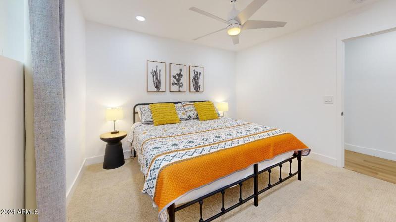 5215-E-Cambridge-Ave-Bedroom(7)