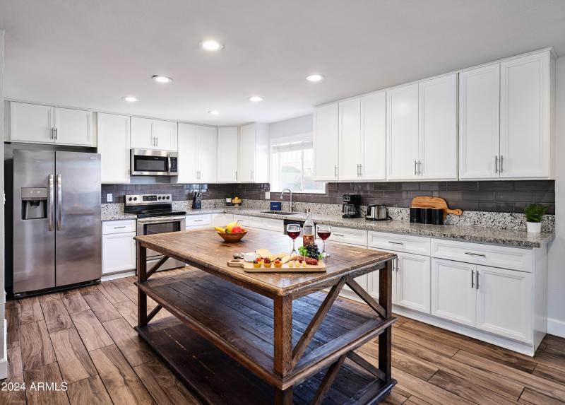 PropertyImageCo_8444EPiccadillyRd_WEB_8