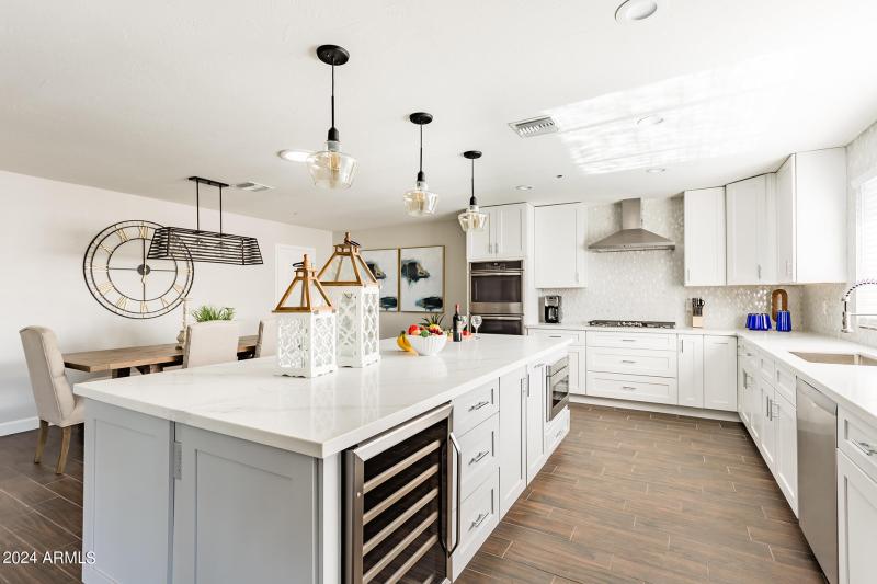 Kitchen-Stainless-Steel-Appliances